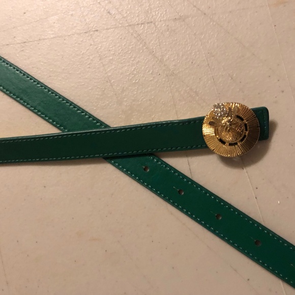 Green Belt with Hat Closure - Picture 4 of 6